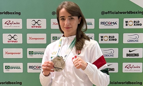 Экс-казахстанка Кухта высказалась после медали на Кубке мира по боксу