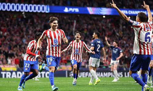 «Атлетико» сравнял счёт в матче с «Арсеналом» в полуфинале Лиги Чемпионов. Видео