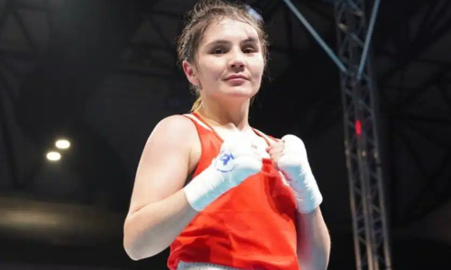 Мама пятерых детей Айгерим Саттыбаева получила награду за медаль ЧА-2026