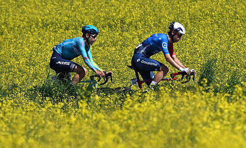Гонщики «Астаны» вошли в топ-10 второго этапа «Тура Романдии»