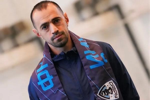 Николай Костов и Виталий Жуковский уже уволены. Кто следующий потеряет работу в КПЛ?