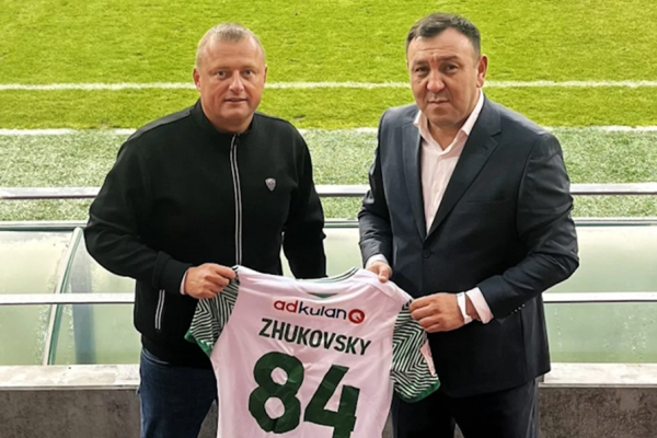 Николай Костов и Виталий Жуковский уже уволены. Кто следующий потеряет работу в КПЛ?