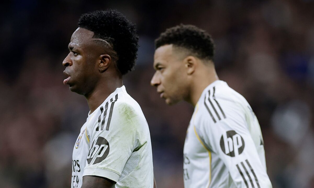 В Испании раскрыли космические зарплаты Винисиуса и Мбаппе в «Реале»