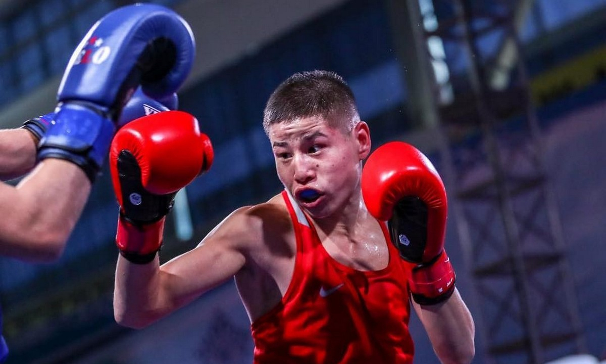 Казахстан без боя выиграл медаль чемпионата Азии по боксу