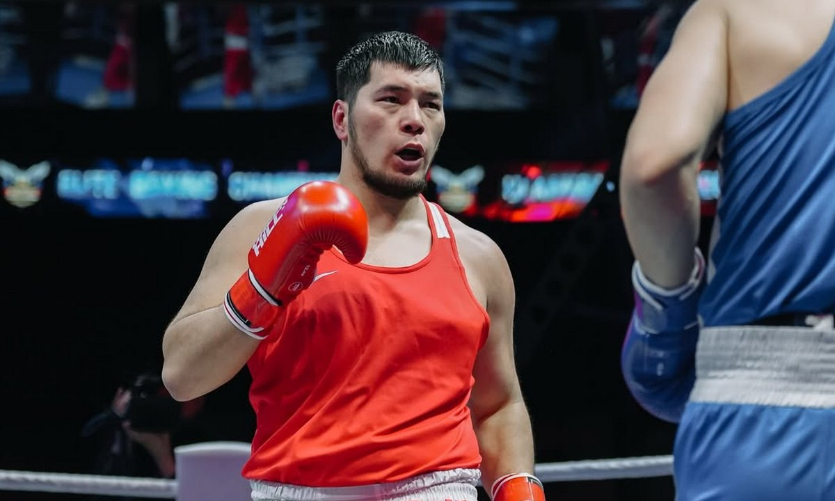 Потеря чемпиона и нокаут. Как выступил Казахстан в первый день четвертьфиналов ЧА-2026 по боксу