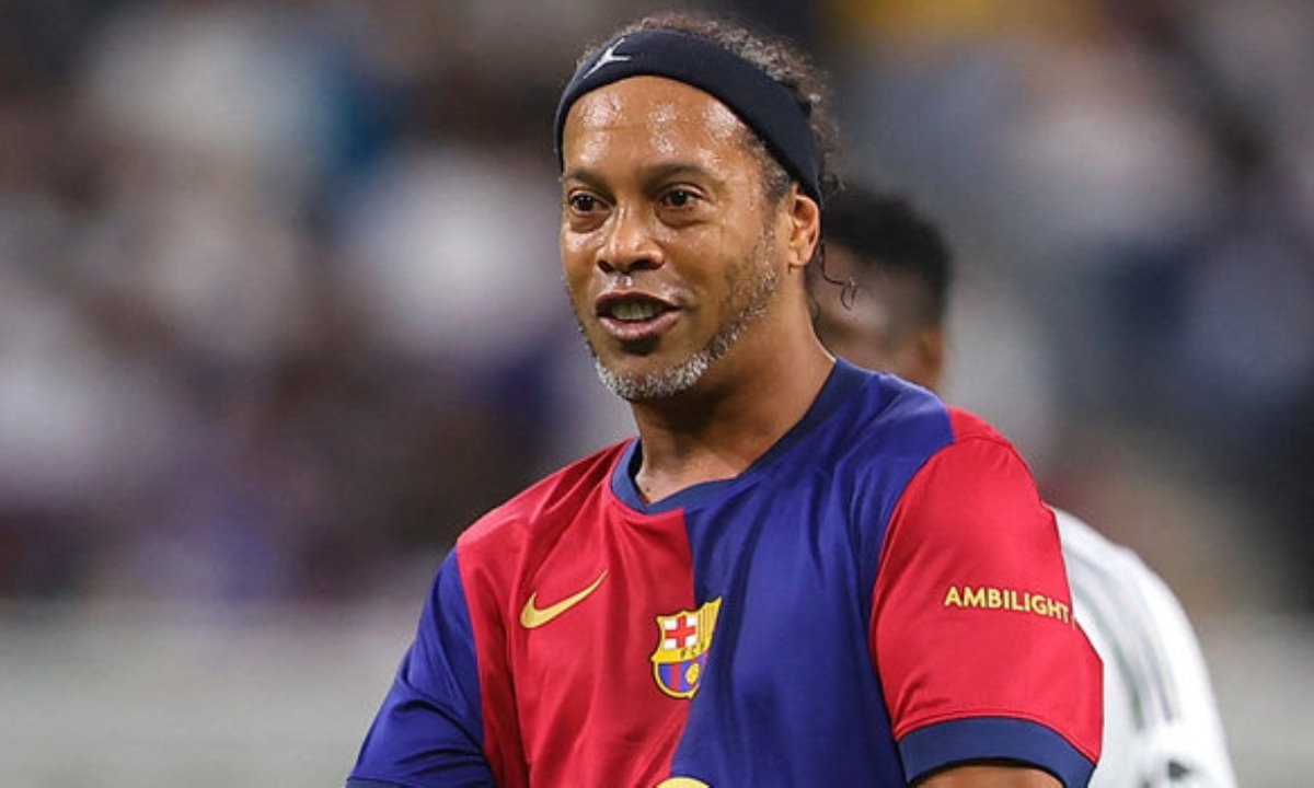 Легендарный Роналдиньо озвучил имя лучшего футболиста в мире