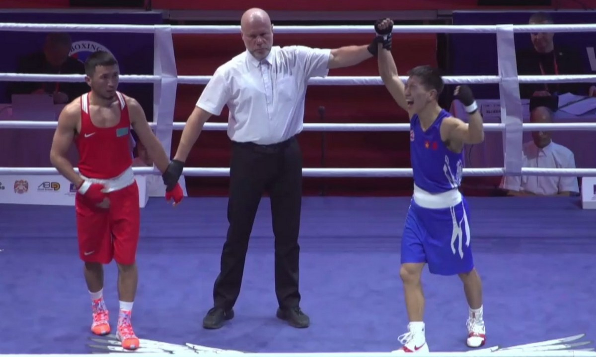 Видео поражения Махмуда Сабырхана со счетом 0:5 в полуфинале ЧА-2026