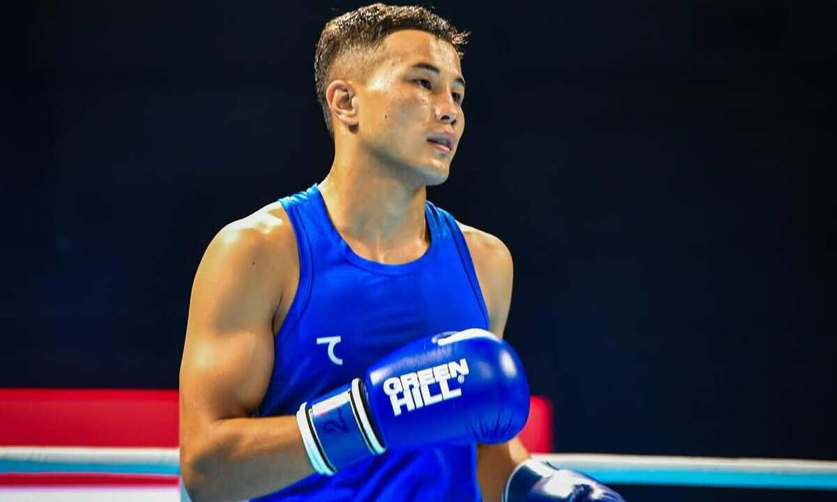 Чемпион по боксу из Узбекистана завоевал первую медаль за Казахстан