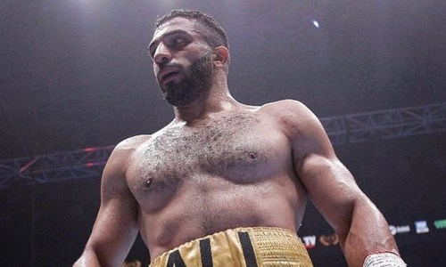 Казахстанский супертяж высказался о своем дебюте в кулачной лиге