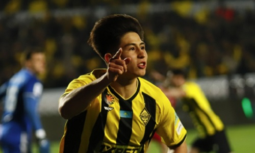 «Челси» решил продать конкурента Дастана Сатпаева