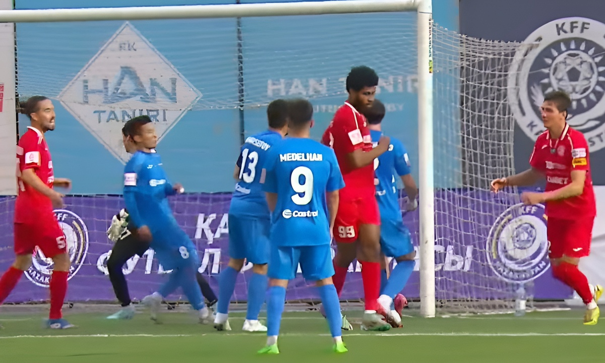 Одним голом и удалением обернулся матч Кубка Казахстана