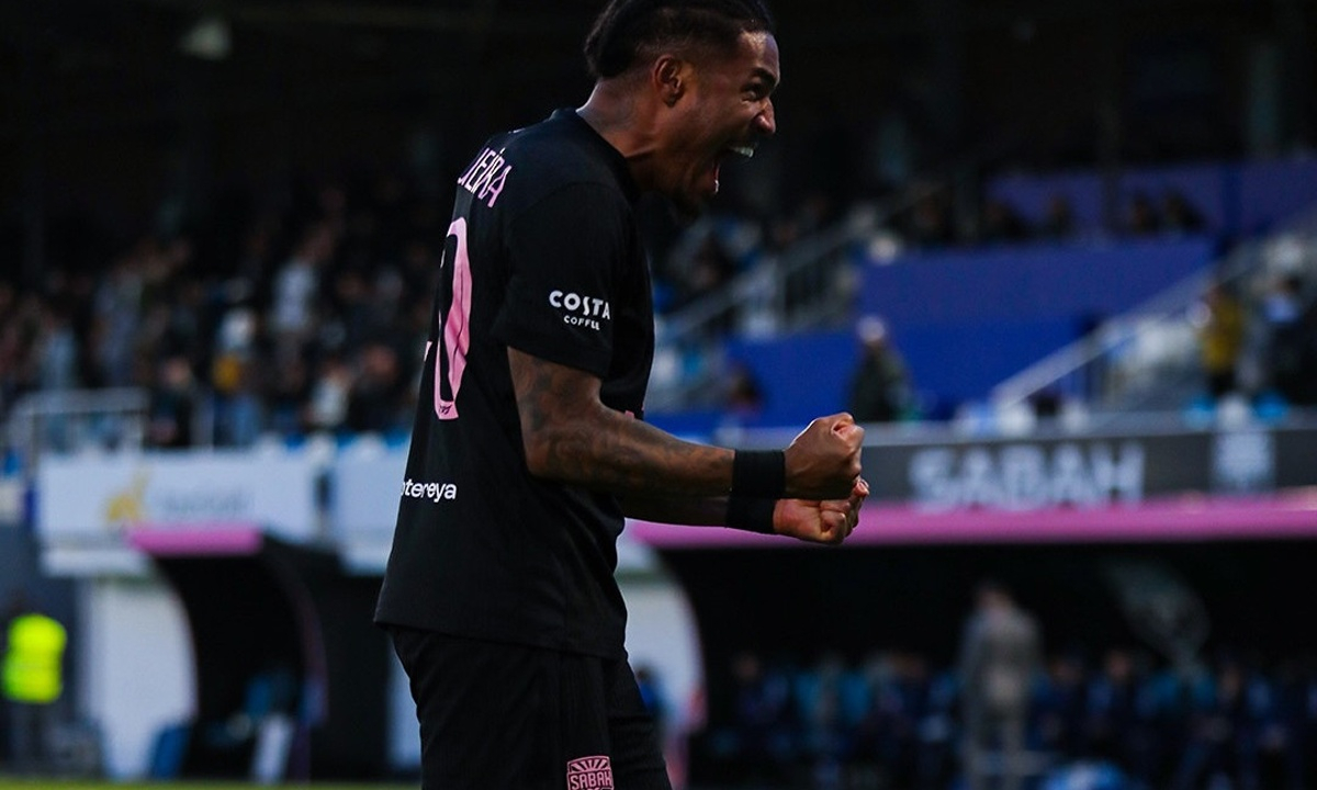 Клуб вратаря сборной Казахстана забил юбилейный гол в чемпионате