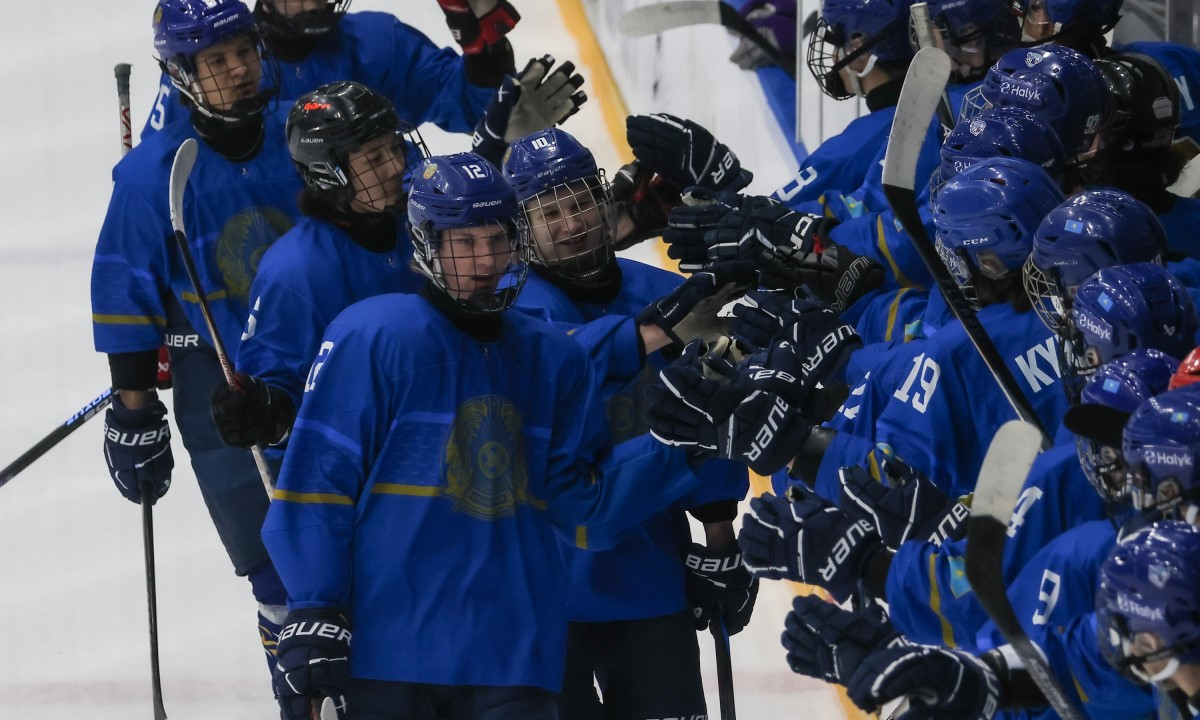 Опубликовано расписание матчей сборной Казахстана на юношеском чемпионате мира