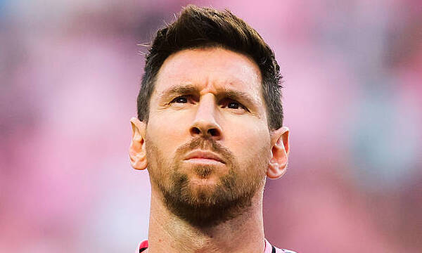 Лионель Месси купил футбольный клуба в Испании