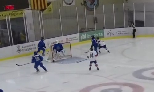 Казахстан проиграл в заключительном матче женского чемпионата мира по хоккею