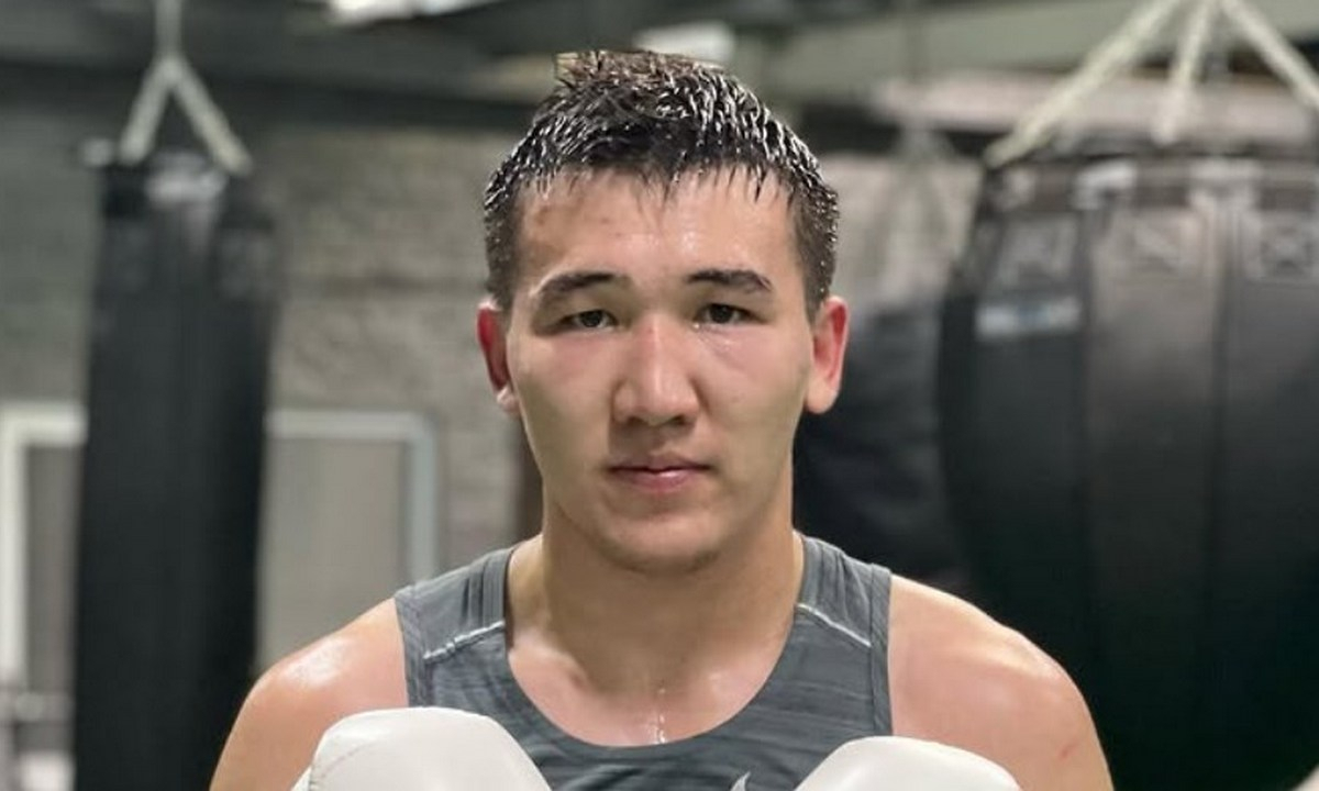 Непобеждённый казахстанский боксёр Сейтжан проведёт бой за титул WBA