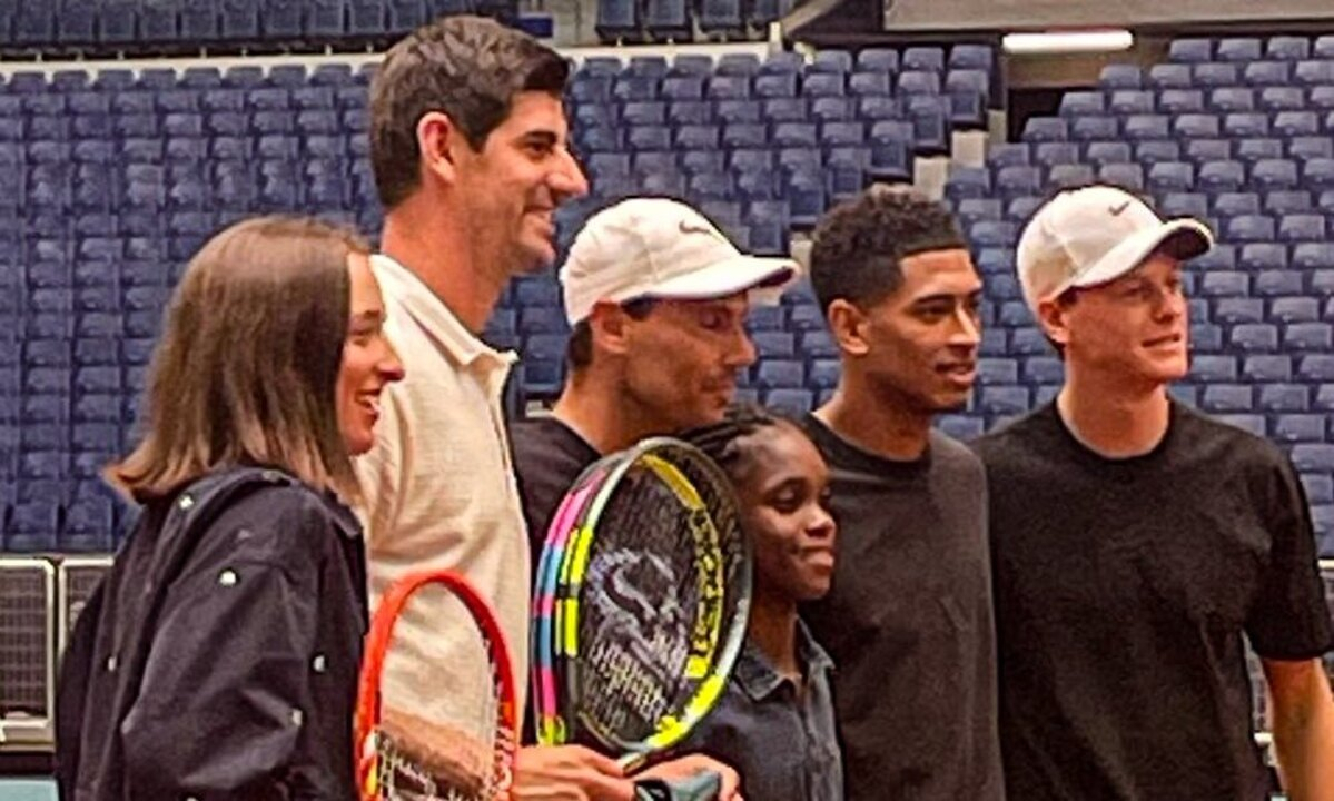 Синнер, Надаль, Беллингем и Куртуа сыграли вместе в теннис. Видео