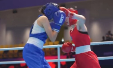 Казахстанская боксерша Садвакасова уверенно вышла в финал юниорского ЧА-2026