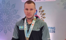Казахстан завоевал первую медаль на чемпионате Азии по тяжёлой атлетике