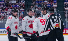 Канада крупно победила Словакию на ЧМ-2026 по хоккею