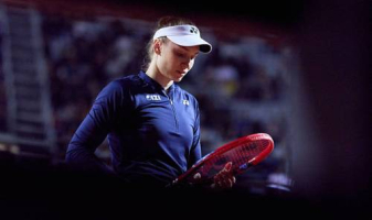 Елена Рыбакина проиграла в четвертьфинале турнира в Риме