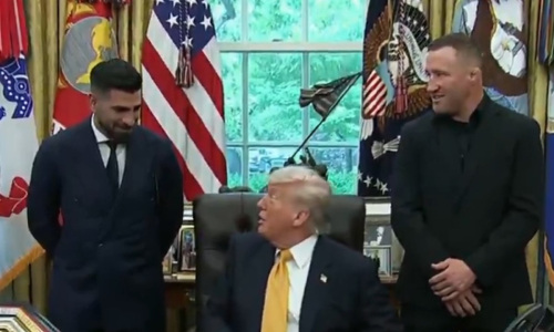Илия Топурия пошутил над Дональдом Трампом перед турниром UFC в Белом доме