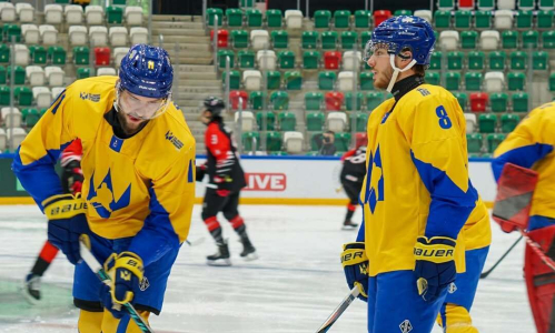 Сборная Украины вышла в элиту мирового хоккея с Казахстаном 