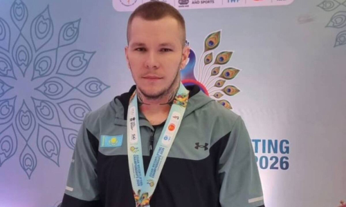 Казахстан завоевал первую медаль на чемпионате Азии по тяжёлой атлетике