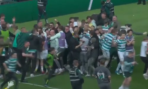 Фанаты «Селтика» сорвали концовку чемпионского матча Ислама Чеснокова. Видео