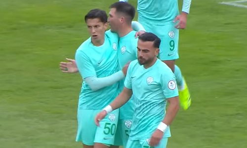 Экс-защитник сборной Казахстана Скворцов отметился голом в чемпионате Турции. Видео