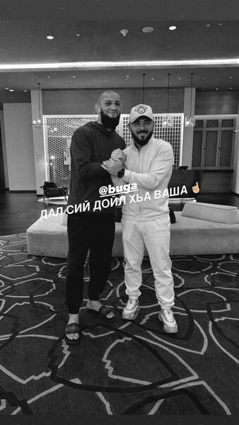 Хамзат Чимаев показал лицо после первого поражения в UFC. Фото
