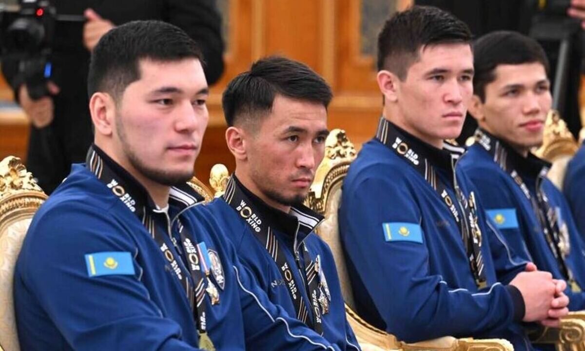 Казахстанские боксеры получили предупреждение от руководства КФБ
