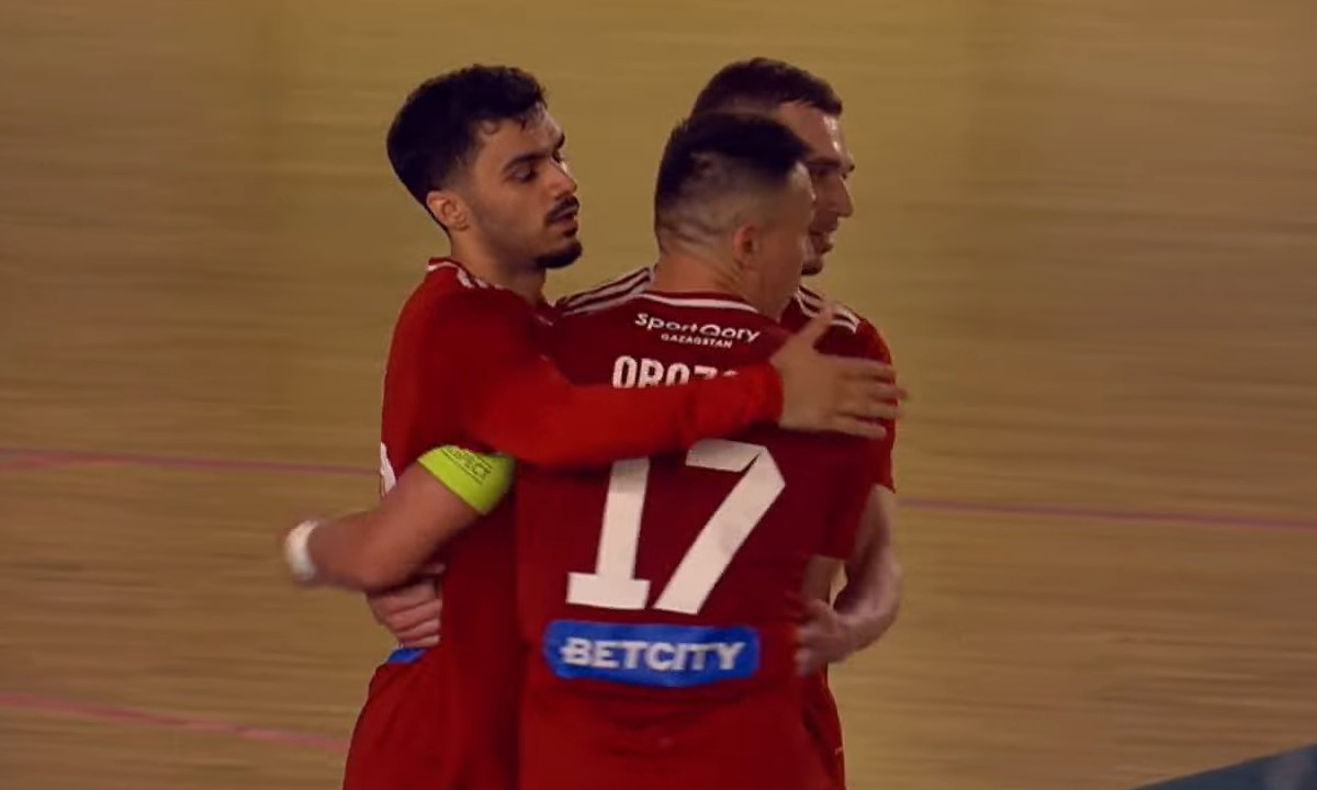 «Кайрат» уверенно вышел в полуфинал чемпионата Казахстана