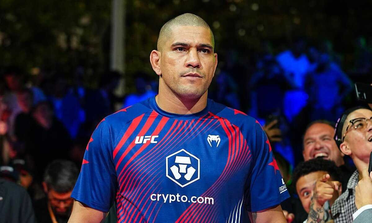 Алекс Перейра заявил о страхе завершить карьеру в UFC