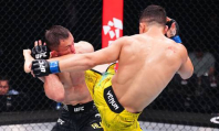Бекзат Алмахан спорно проиграл на UFC Баку. Для него это конец топ-карьеры
