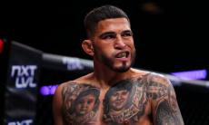 «Это было не мое решение». Легенда UFC Петтис объявил об отмене боя в Казахстане