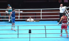 Аккалыков показал отношение к судейству в World Boxing после поражения от Умматалиева. Видео