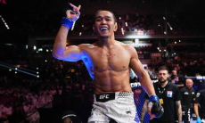 Асу Алмабаев досрочно победил Чарльза Джонсона на турнире UFC в Баку
