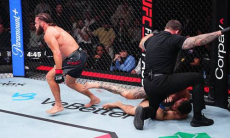 Видео полного боя Рафаэль Физиев — Мануэль Торрес с нокаутом в UFC