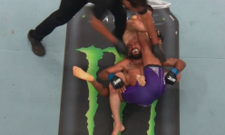 «Разрыватель промежностей». Каким приемом Алмабаев победил Джонсона в UFC