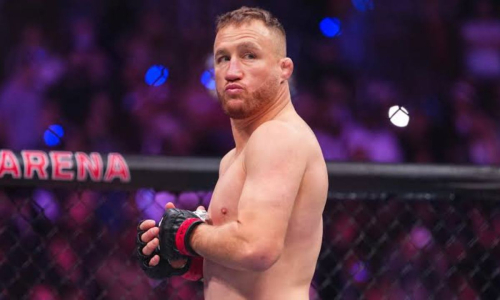 Гэтжи сенсационно победил Топурию в главном бою турнира UFC в Белом доме. Видео