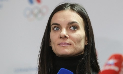 Карелин вступился за Исинбаеву после критики Фетисова