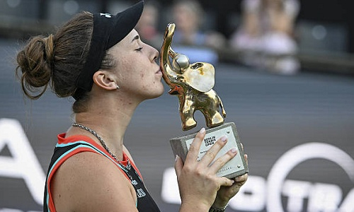 Носкова выиграла турнир в Берлине после вылета Рыбакиной и Соболенко