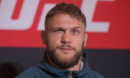Уроженец Казахстана Физиев помогает Джонсону готовиться к бою с Алмабаевым