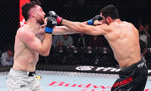 Азербайджанец Фарман Гасанов выиграл дебютный бой в UFC