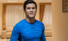 «Позорит нашу сборную». Данияр Елеусинов раскритиковал Мухита Амантаева