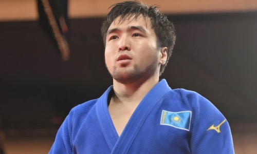 «Хочет пояс UFC». Елдос Сметов тренируется по ММА с командой Шавката Рахмонова. Видео