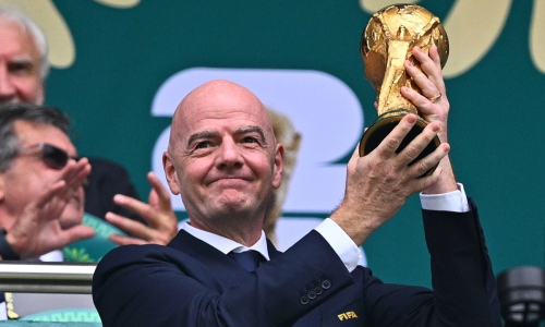 Юрий Семин одобрил желание ФИФА привезти на чемпионат мира 64 сборные
