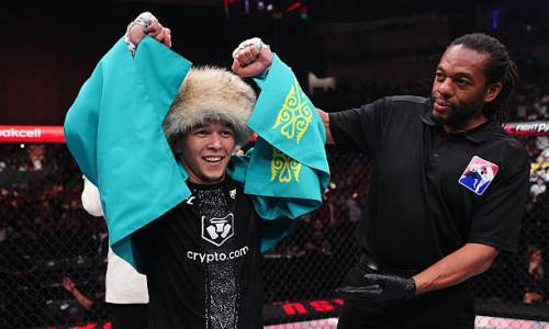 «Такой Асу готов к бою за пояс UFC». В США верят в перспективы Алмабаева