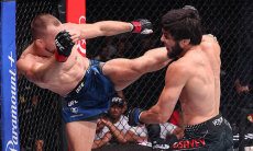 Азербайджанский нокаутёр оформил яркую победу на турнире UFC. Видео